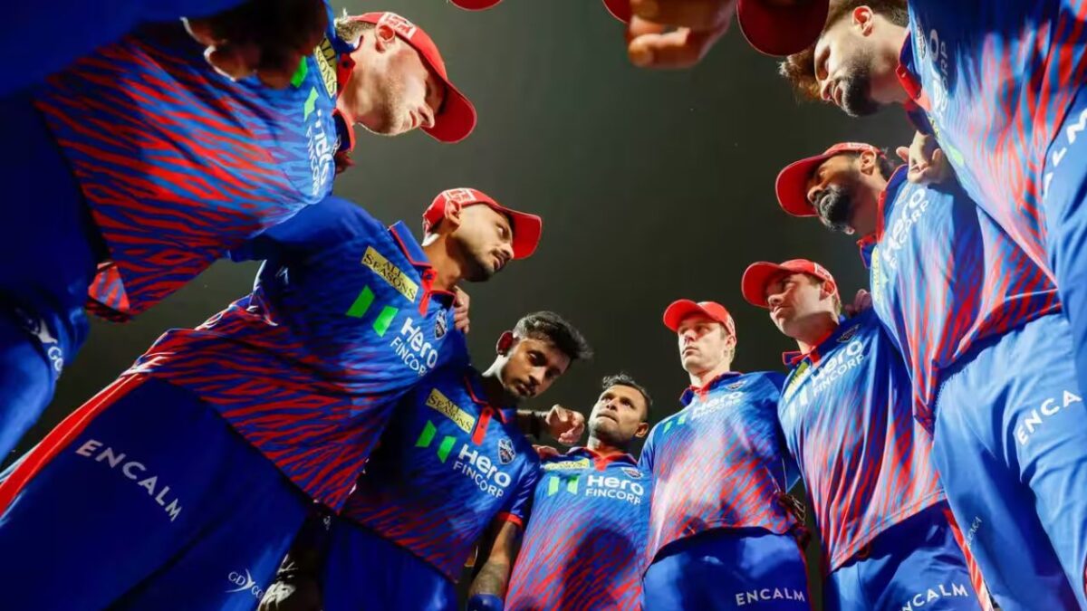 DC फैंस के लिए बुरी खबर, टीम का मैच विनर नहीं खेलेगा अगले दो मुकाबले, इंजर्ड होने के चलते बाहर