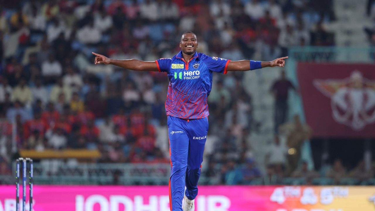 DC फैंस के लिए बुरी खबर, टीम का मैच विनर नहीं खेलेगा अगले दो मुकाबले, इंजर्ड होने के चलते बाहर