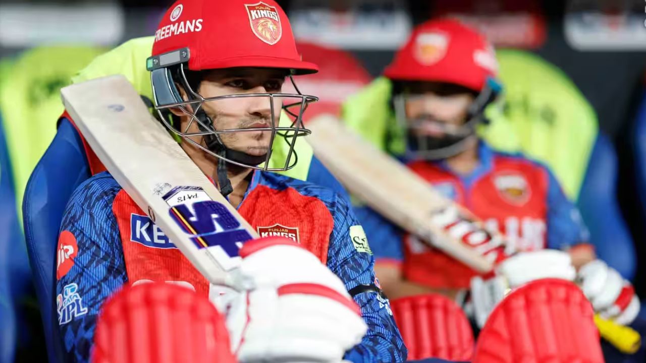 PBKS vs RR: Priyansh Arya के छक्के से इम्प्रेस हुईं प्रीति जिंटा, खास रिएक्शन से लूटी महफ़िल; देखें वायरल वीडियो 