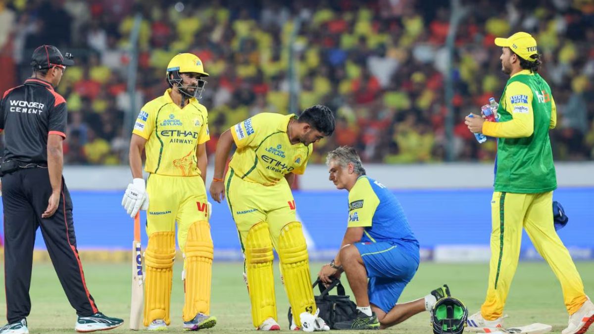 CSK' star batsman, Ayush Mhatre, sustained an injury during the match between Sunrisers Hyderabad and Chennai Super Kings.
