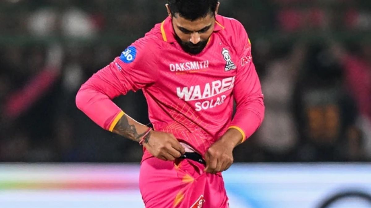Ravindra Jadeja Stuns Jos Buttler