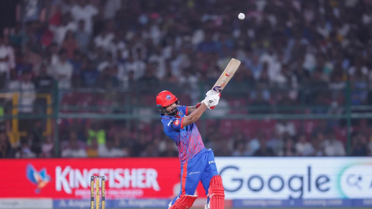 IPL हिस्ट्री में ऐसा करने वाले पहले ओपनर बने KL Rahul, इतिहास के पन्नो में दर्ज करवाया अपना नाम