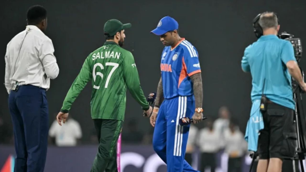 “सब ठीक था, हैंडशेक हुआ…”  नो-हैंडशेक विवाद पर पाकिस्तानी कप्तान Salman Ali Agha का खुलासा, बताया चौंकाने वाला सच