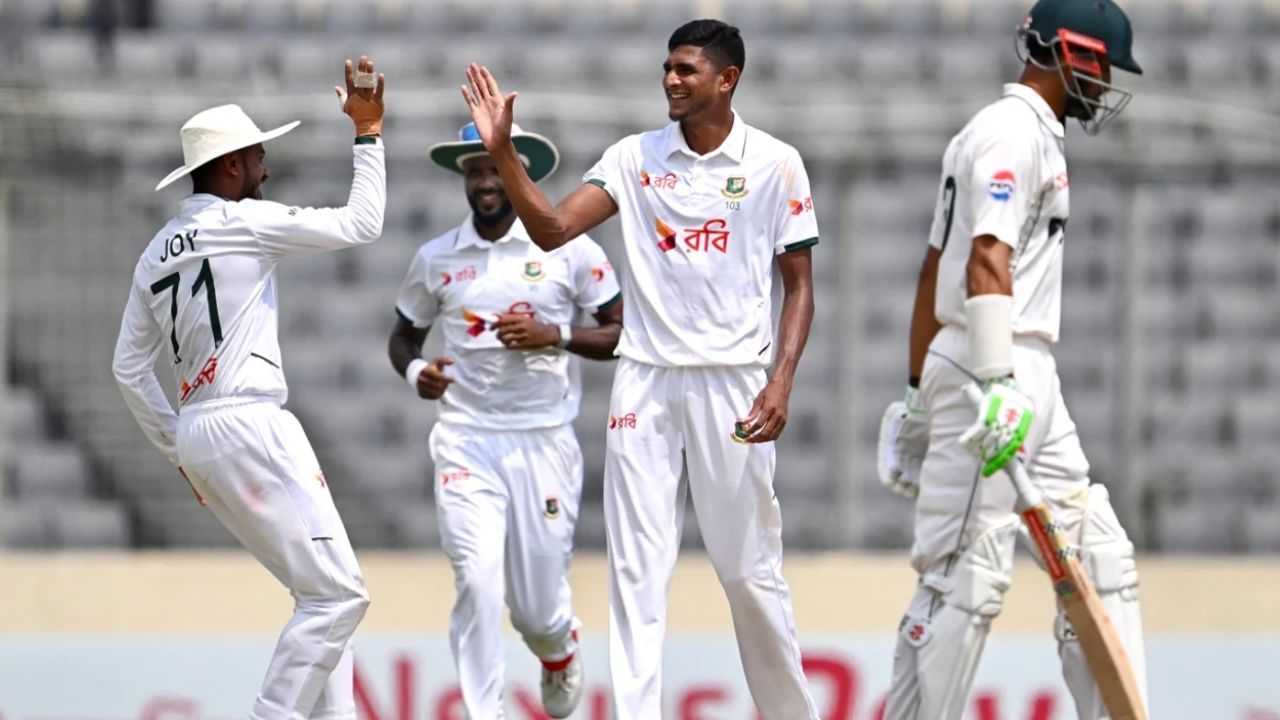 IPL 2026 के बीच Pakistan ने कटाई नाक, बांग्लादेश में पहली बार गंवाया टेस्ट; 104 रनों से मिली हार 