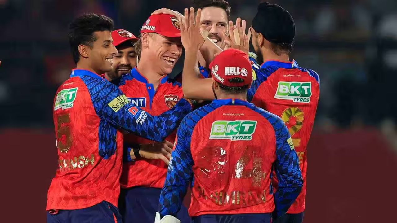 प्लेऑफ़ से भी बाहर होगी आधे सीजन टॉप पर रहने वाली Punjab Kings! इस समीकरण के साथ हो जायेगा PBKS का काम-तमाम