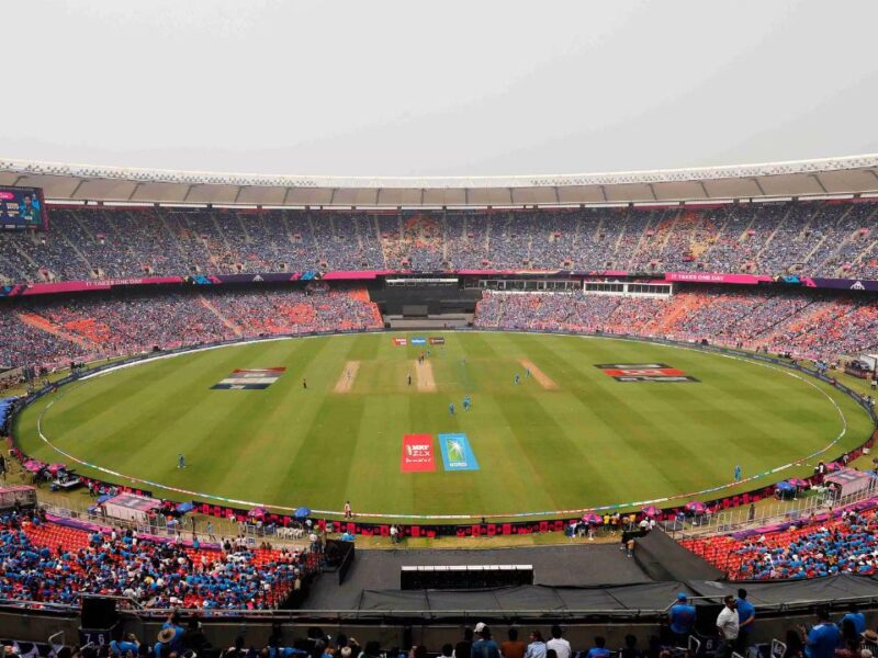 6 गेंद और 39 रन! क्रिकेट मैदान पर दिखा चमत्कार, एक ओवर में ही बल्लेबाज ने बना दिया वर्ल्ड रिकॉर्ड 1
