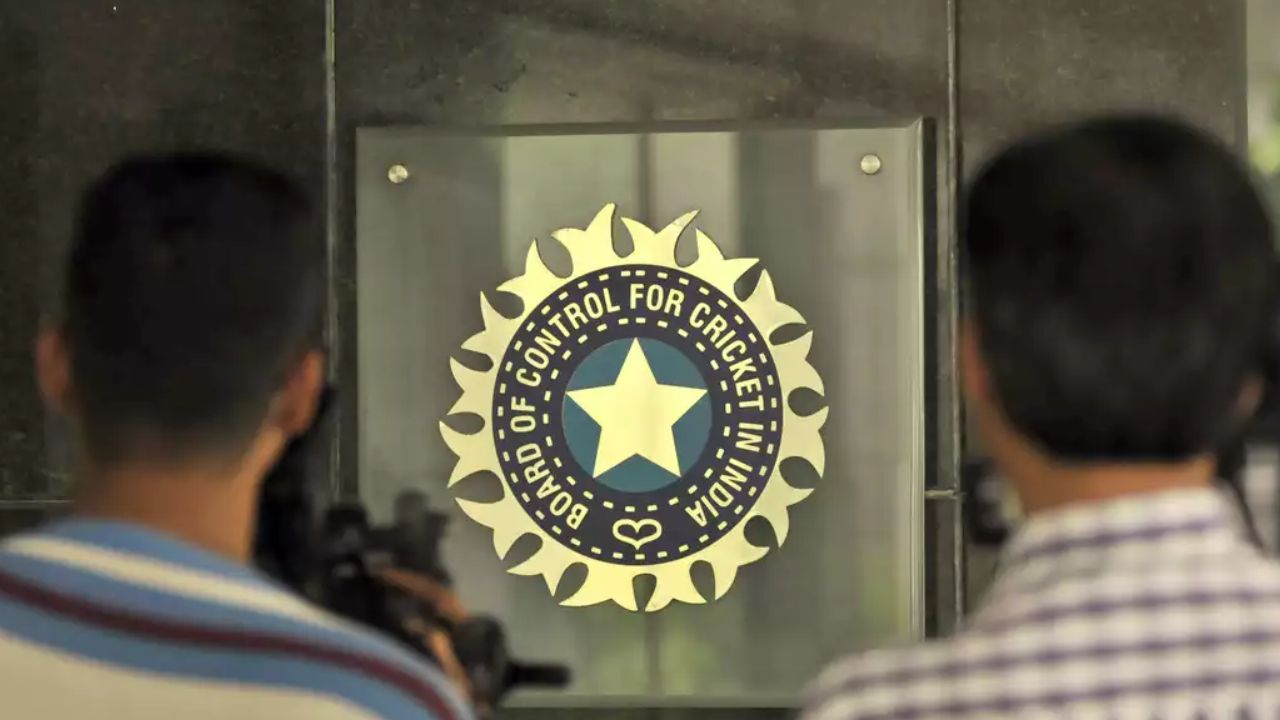 IPL जैसा रोमांच फिर देखने को मिलेगा, BCCI ला रहा नया T20 टूर्नामेंट, जानें कब-कहां और कैसे खेला जायेगा