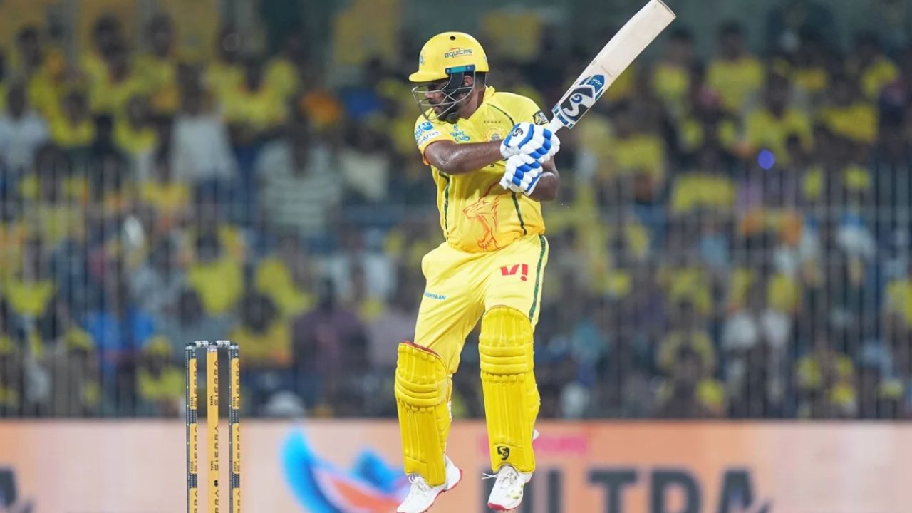 CSK vs SRH: हैदराबाद ने चेन्नई को दिया बड़ा झटका, 5 विकेट से जीत दर्ज कर प्लेऑफ में बनाई जगह; ईशान किशन की जबरदस्त पारी 