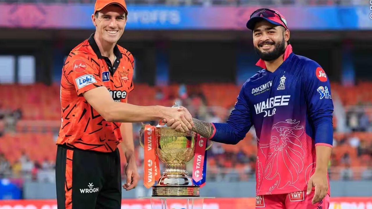 SRH vs RR Eliminator Records: वैभव सूर्यवंशी ने लगाई रिकार्ड्स की झड़ी, गेल-जयसूर्या जैसे दिग्गजों को पछाड़ा; क्लासेन ने भी बड़ी उपलब्धि की अपने नाम 2 SRH vs RR Eliminator Records: वैभव सूर्यवंशी ने लगाई रिकार्ड्स की झड़ी, गेल-जयसूर्या जैसे दिग्गजों को पछाड़ा; क्लासेन ने भी बड़ी उपलब्धि की अपने नाम