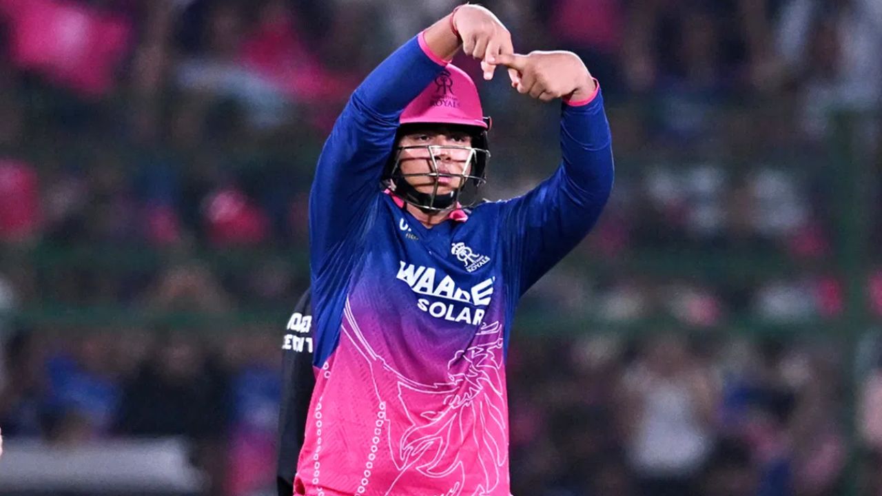 'मैं कार्टून देखता...' वैभव सूर्यवंशी की तूफानी बल्लेबाजी के पीछे छिपा है ये सीक्रेट, खुद किया खुलासा 2 'मैं कार्टून देखता...' Vaibhav Sooryavanshi की तूफानी बल्लेबाजी के पीछे छिपा है ये सीक्रेट, खुद किया खुलासा