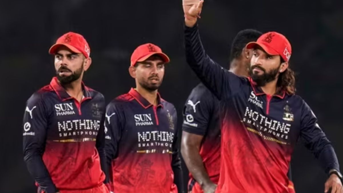 RCB's Troubles Mount! Key Player Returns Home Due to Injury; Threat of Tournament Exit Looms.