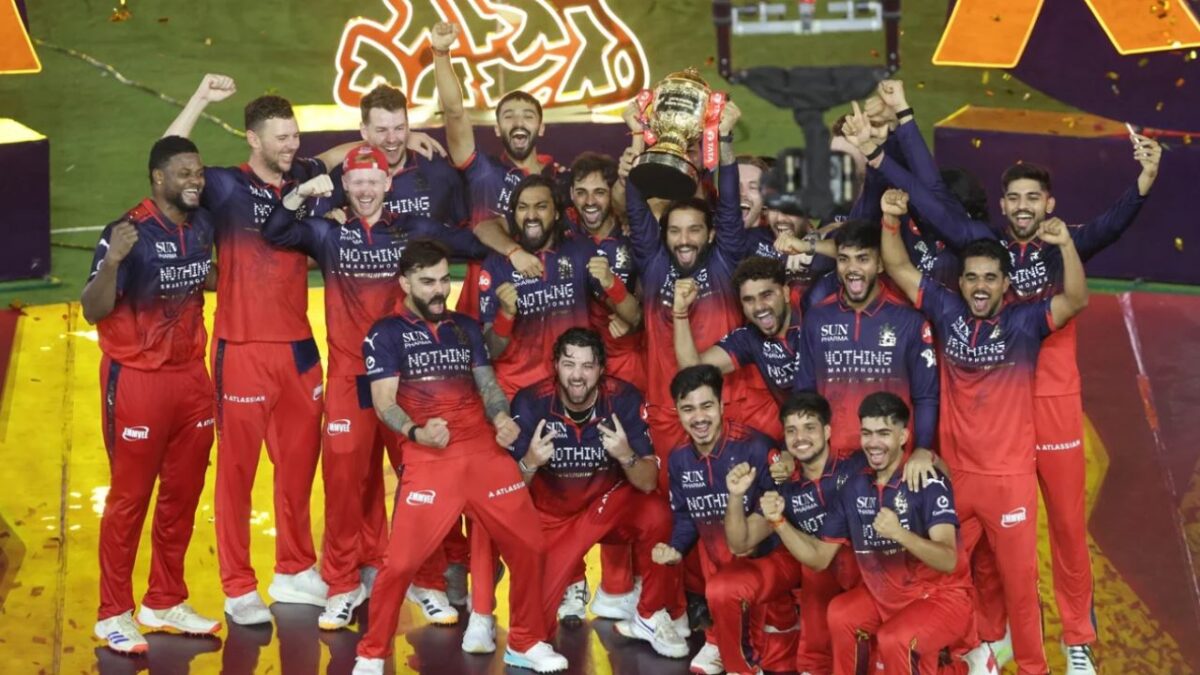 चिकन-डिनर WITH 0 KILL! बिना कोई प्रदर्शन किए ही RCB का यह खिलाड़ी बन गया चैंपियन 1